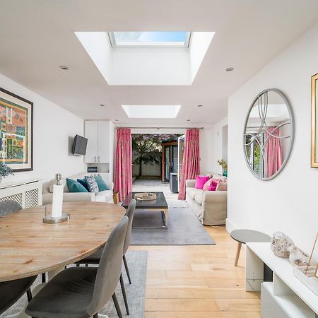 Appartamento Gorgeous Flat With Garden In Battersea Londra Esterno foto