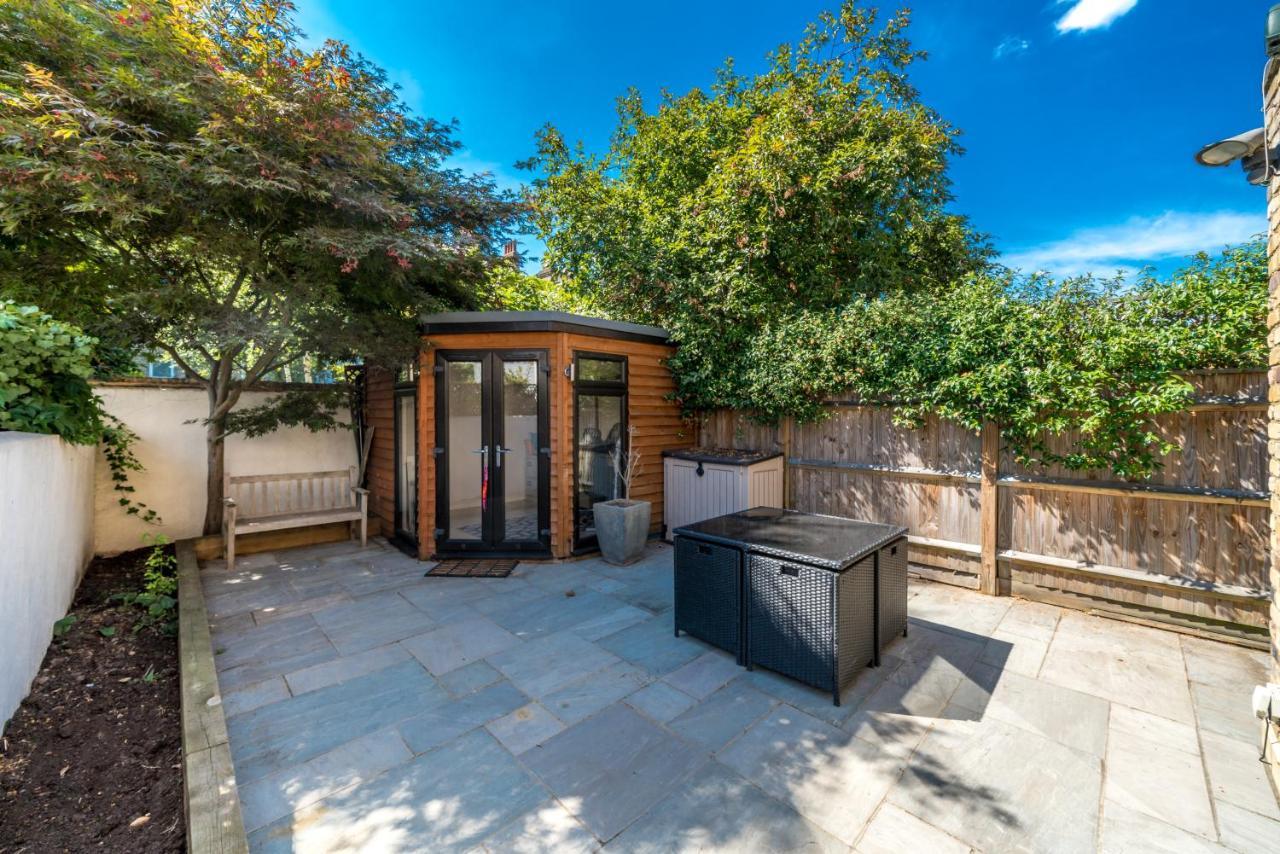 Appartamento Gorgeous Flat With Garden In Battersea Londra Esterno foto